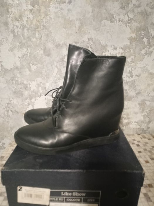 Снікерси Like Show