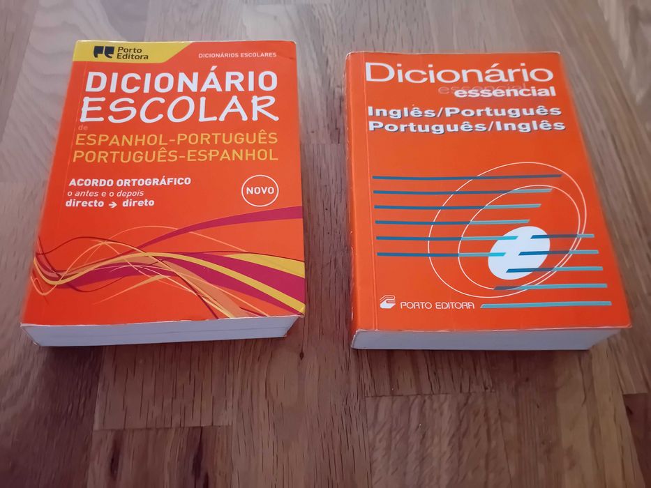 Dicionários Escolares