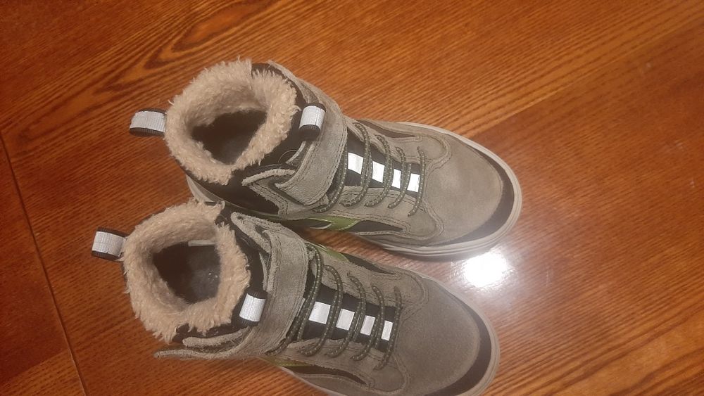 Зимові черевички Geox