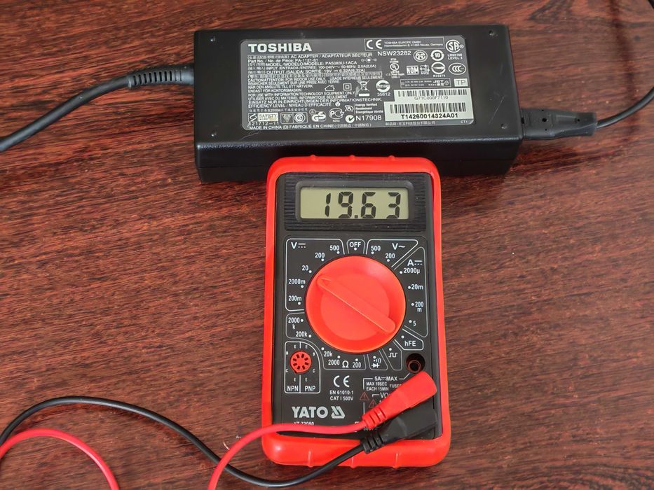 Блок живлення для ноутбука TOSHIBA Asus Lenovo 19V 6.32A 120W 5.5*2.5