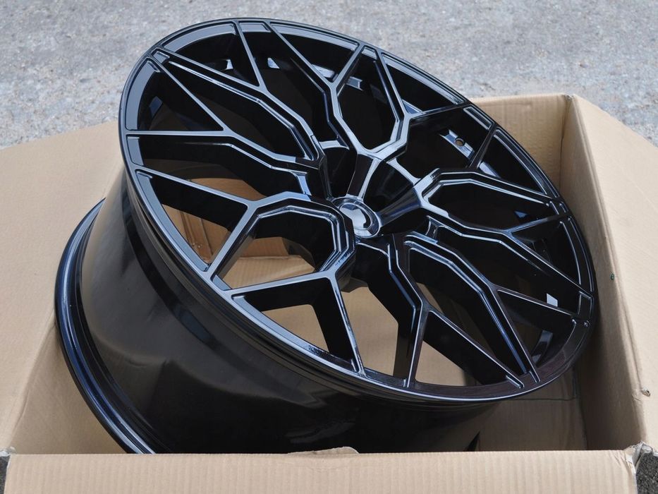 Czarne felgi R23 5x120 10.5j et40 BMW X