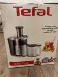 Соковижималка TEFAL EasyFruit ZE610D38
