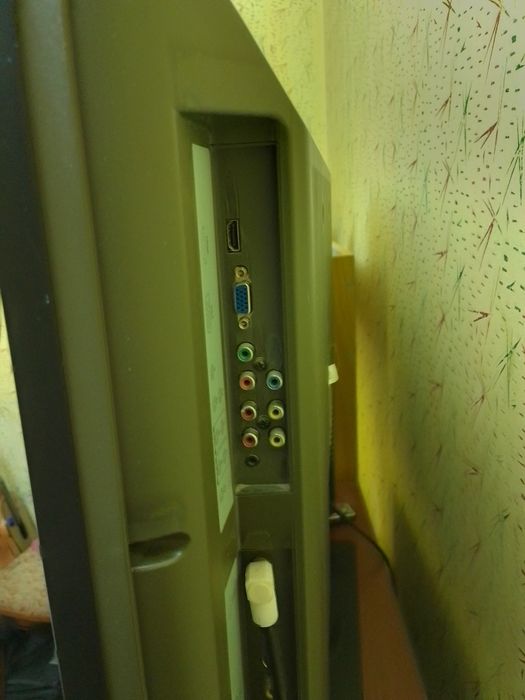 Телевізор Supra 32 дюйми