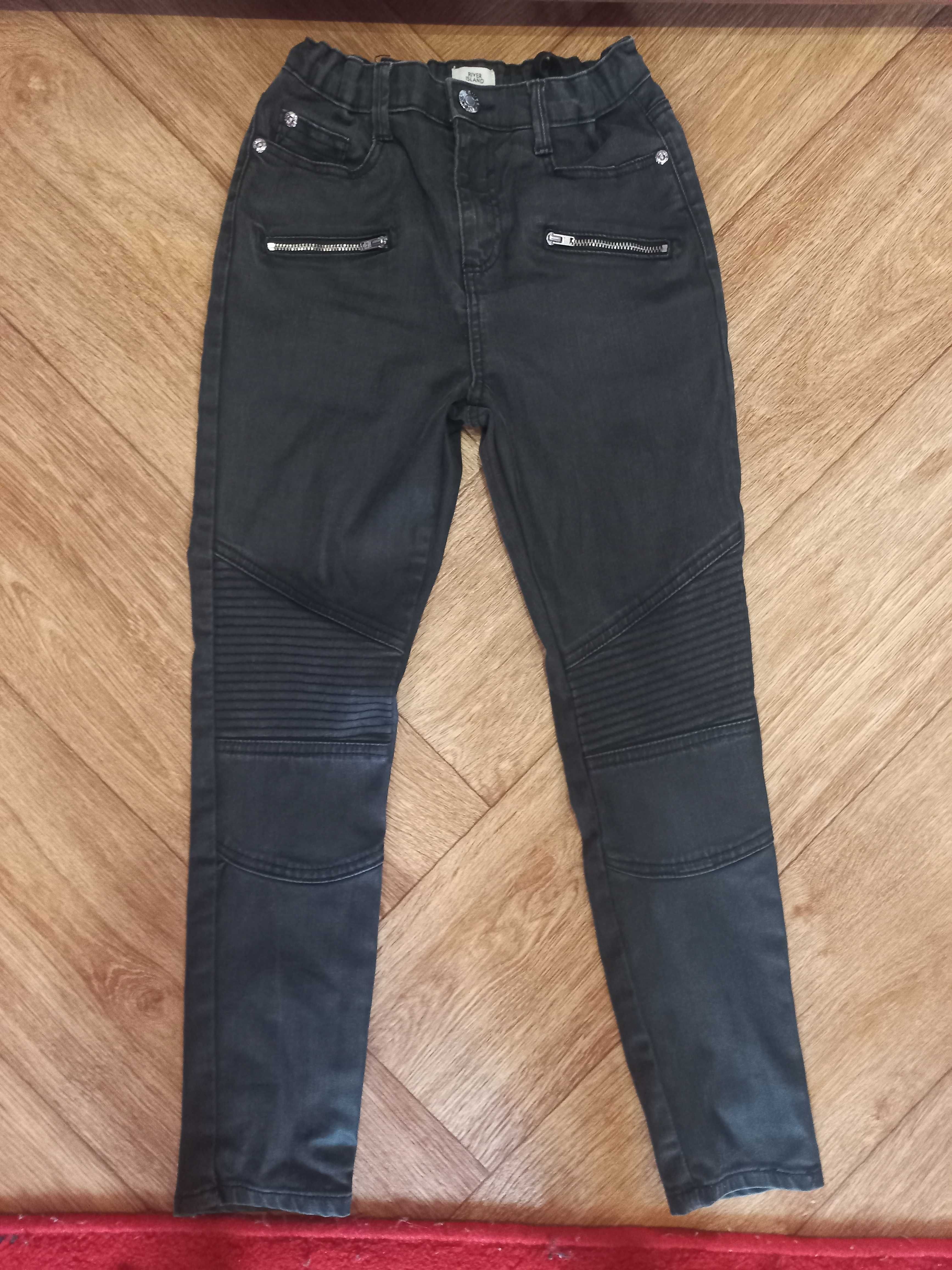 джинсы черные модные