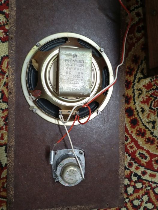 Colunas Pioneer antigas para venda