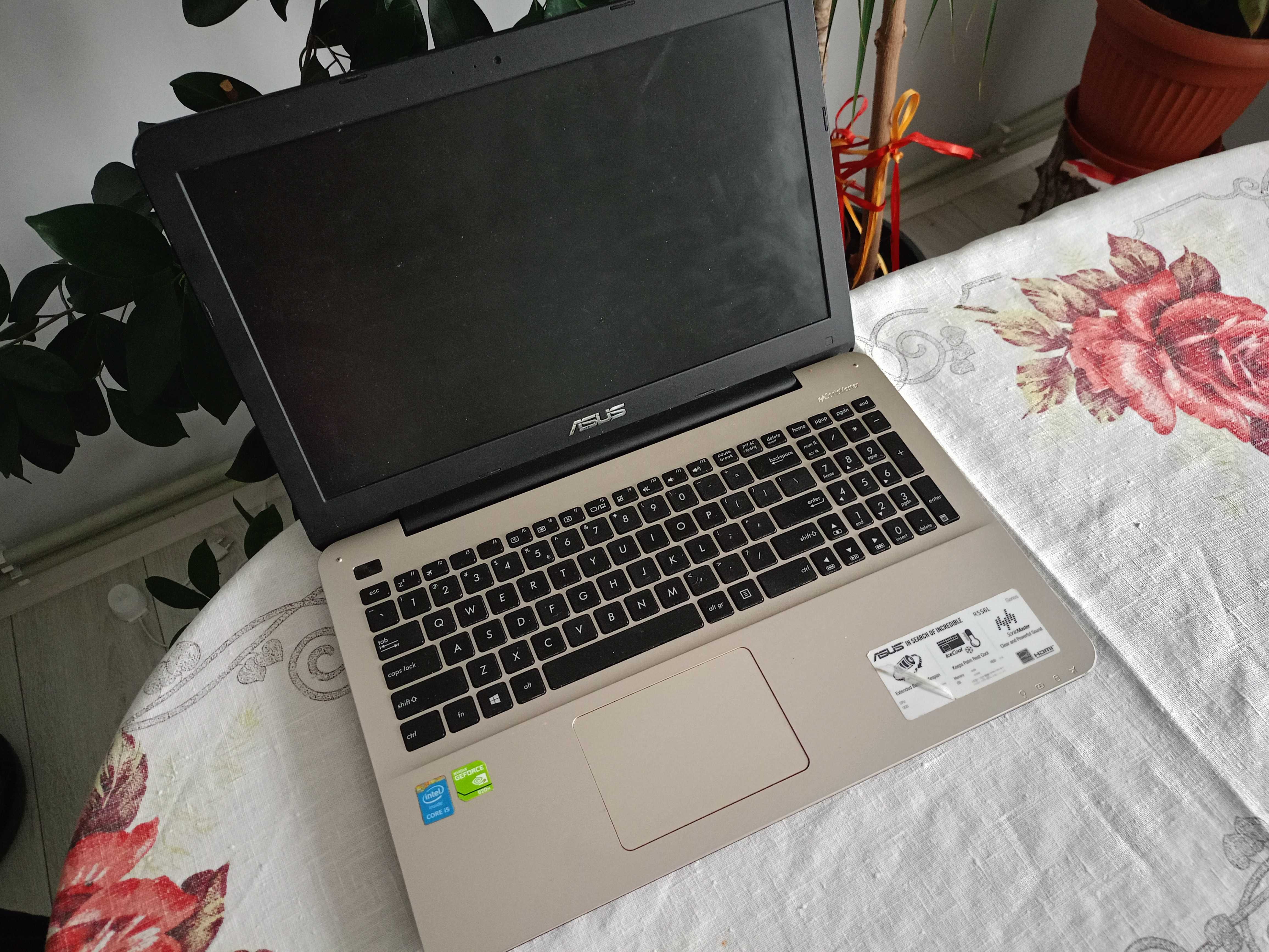Laptop Notebook Asus R556L uszkodzony