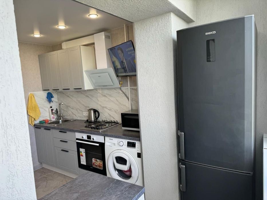 Продам 2к квартиру с ремонтом на ЖМ Победа-6