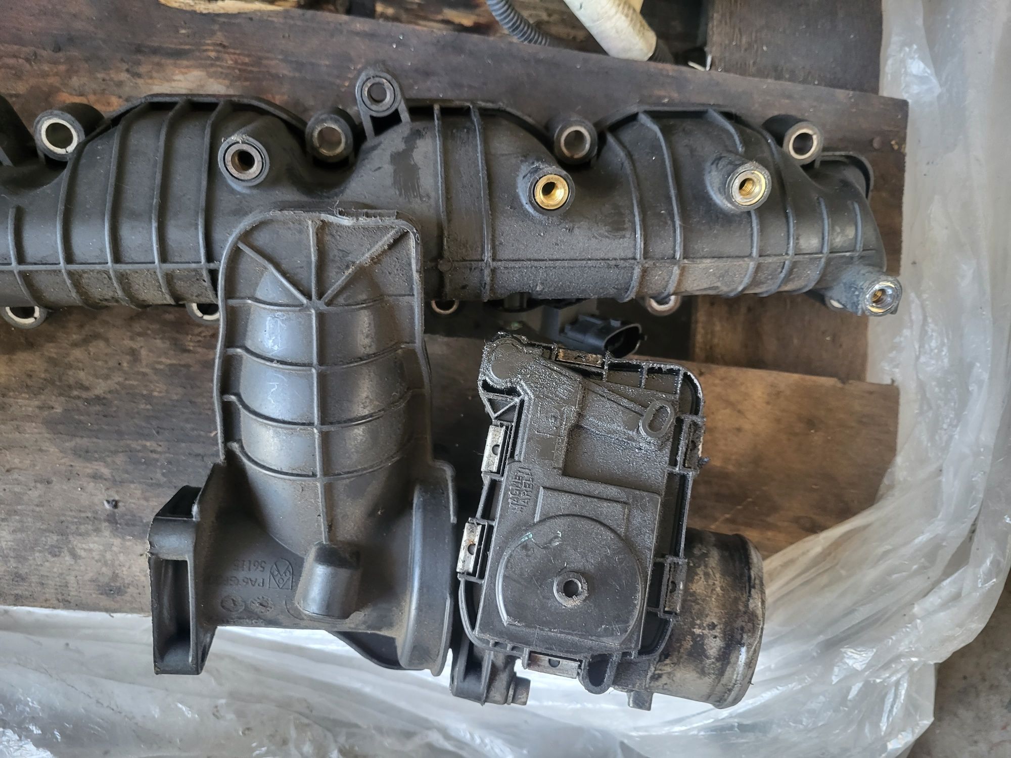 Kolektor ssacy przepustnica iveco 2.3 euro 5