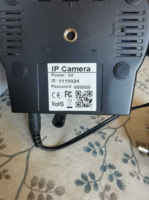 Vendo duas IP cameras de vigilância WIFI - interior, usadas