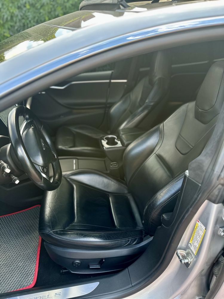 Tesla Model S 2015р Dual Motor 85kw