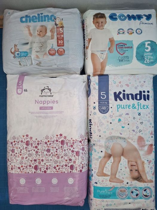 Продам підгузки розмір 5 та 6.