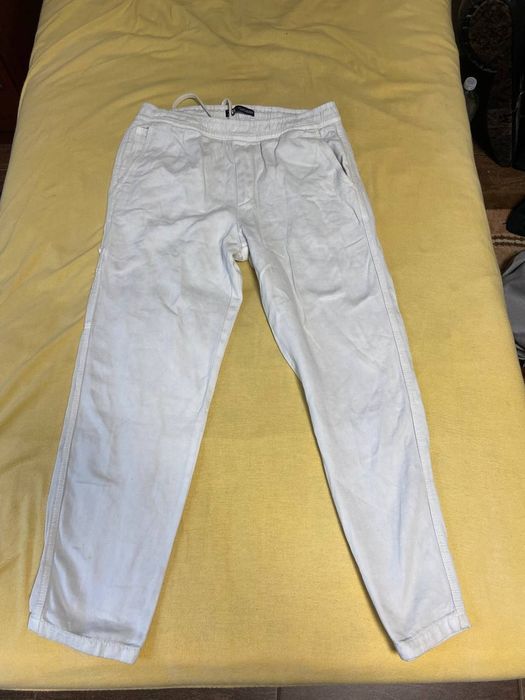Шикарні штани фірми ZARA розмір L, має 5 карманів