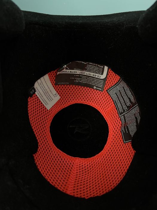 Лижний шлем rossignol hero m