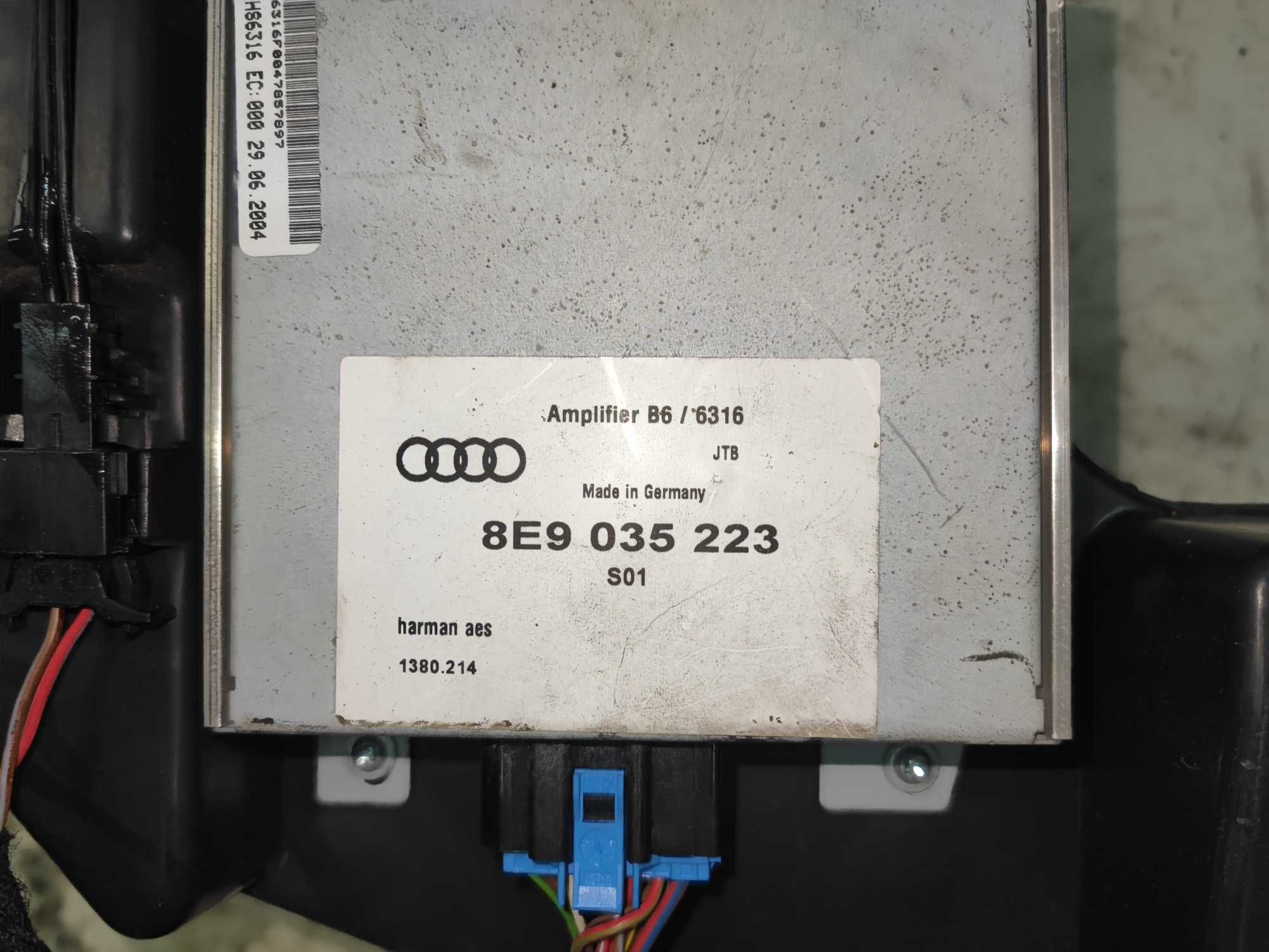 Audi A4 B6 B7 Głośnik Tuba Subwoofer Wzmacniacz