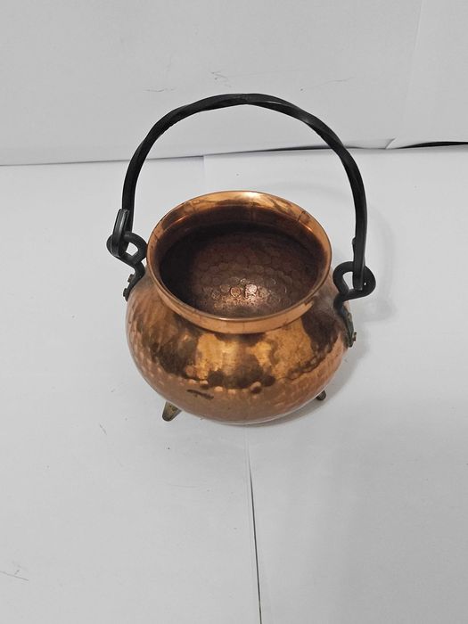 Kociołek z miedzi