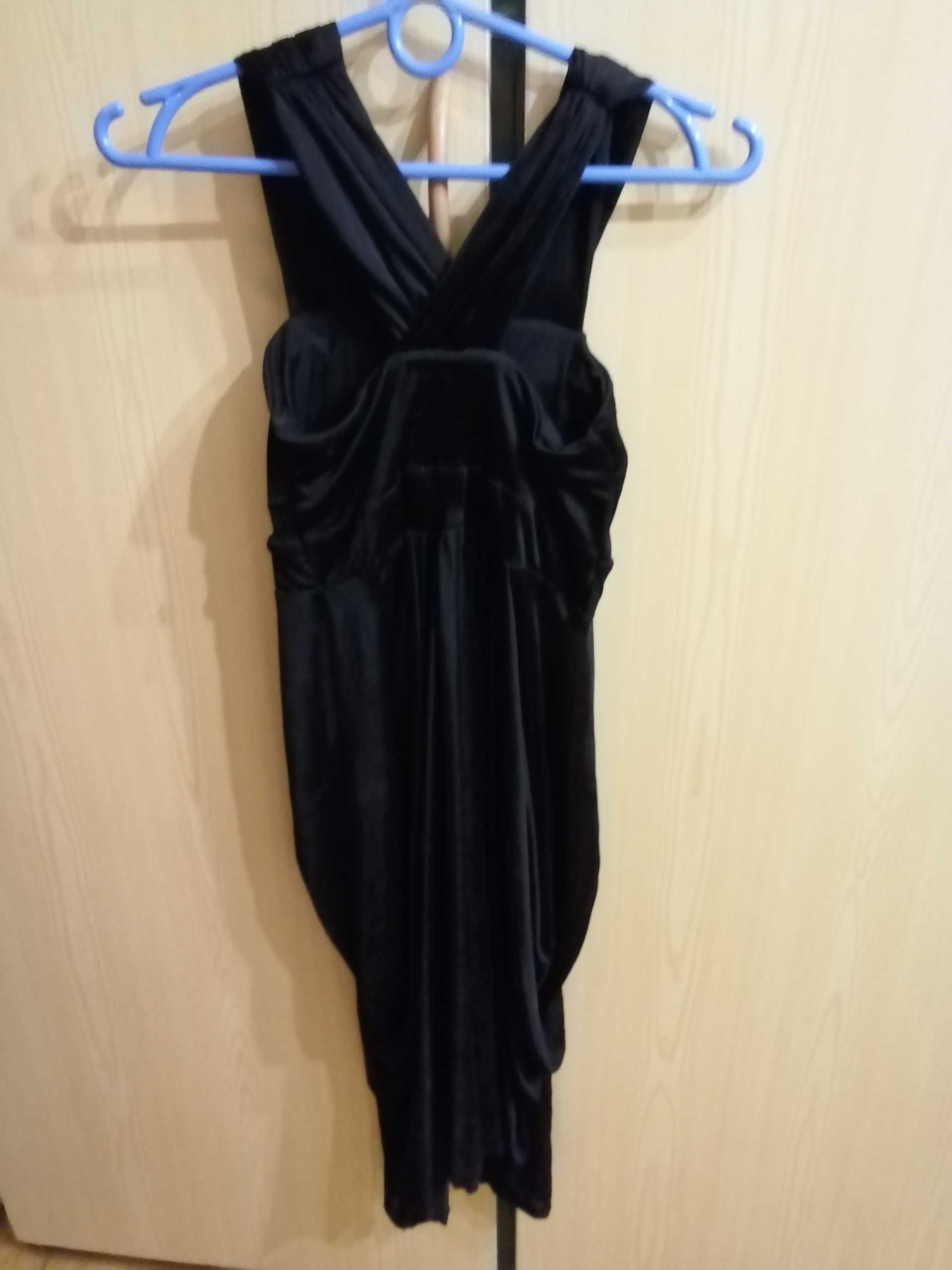 Czarna sukienka wesele studniówka Sylwester