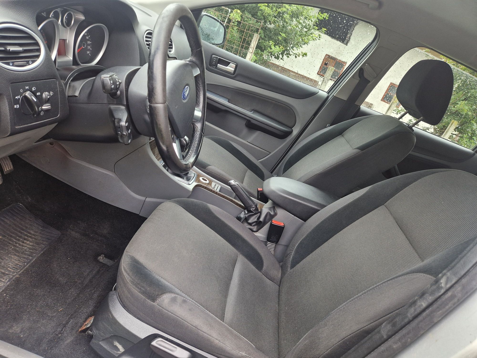 Focus Mk2 1.6 tdci Części Lakier DA3