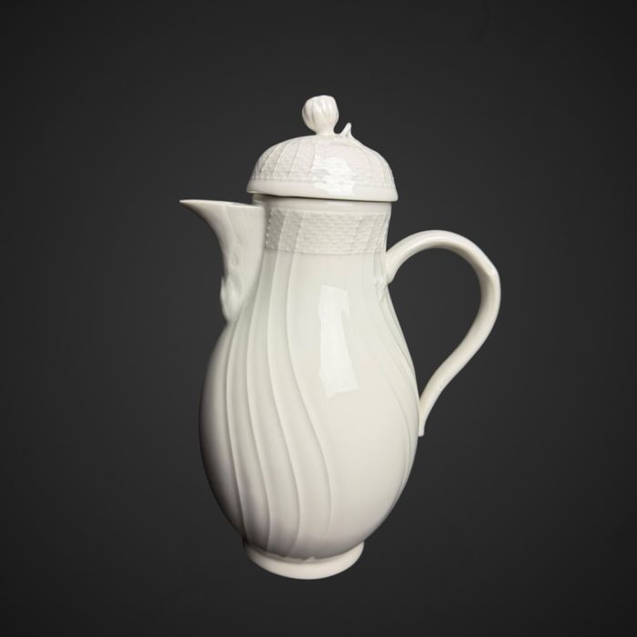 Biały porcelanowy dzbanek KPM Neuosier B5/100602