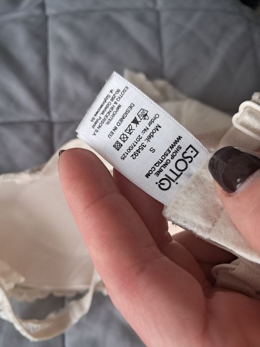 Esotiq stanik biustonosz