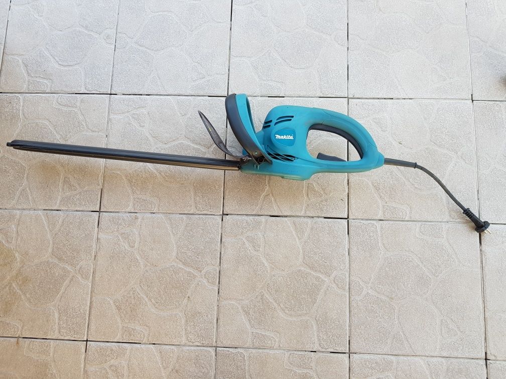 Продам кущоріз Макіта