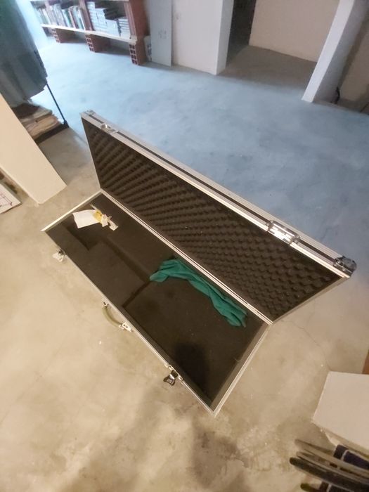 vendo estojo para guitarra baixo