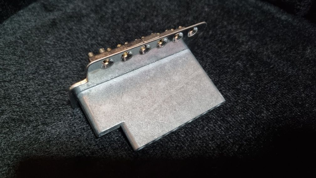 Ponte tremolo stratocaster
