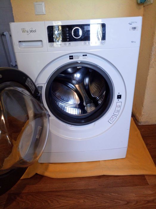 Пральна машина Whirlpool на 10кг