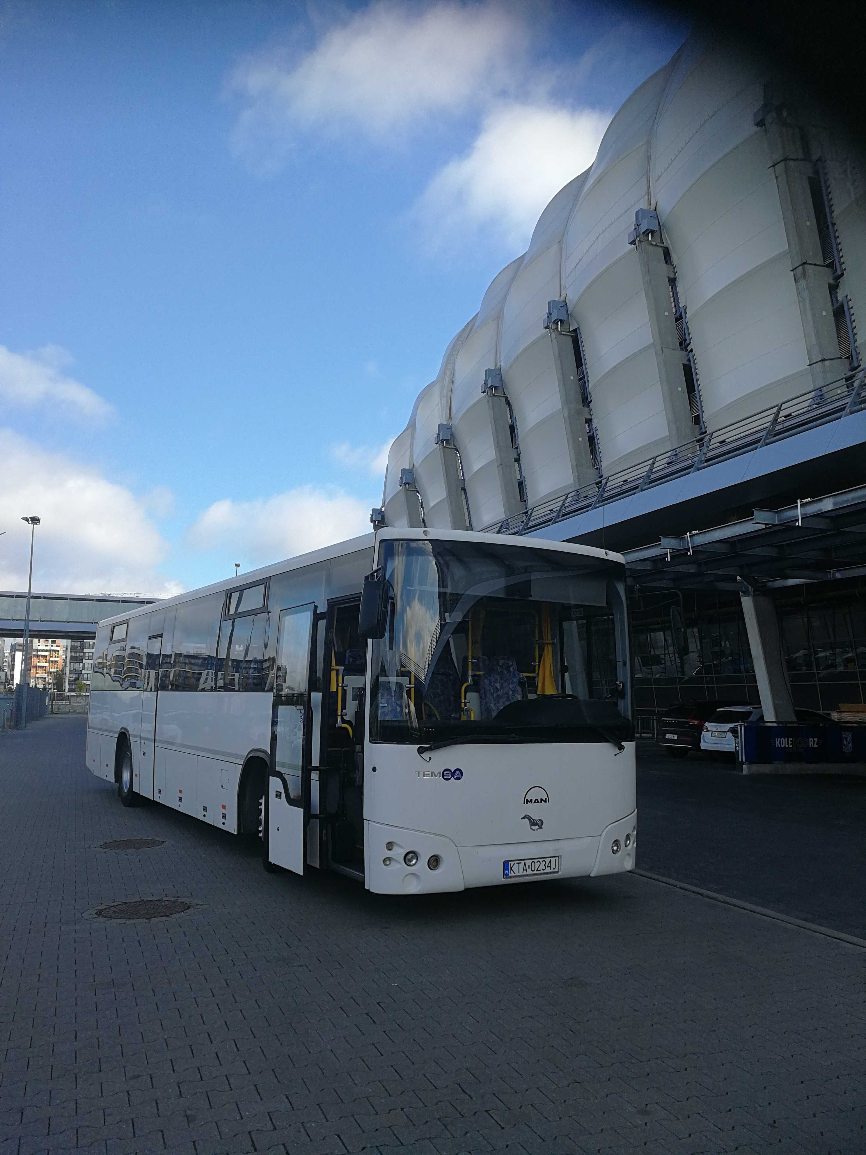 przewóz osób busy z kierowcą 9 - 25, 35, 50,56 os wynajem busa poznań