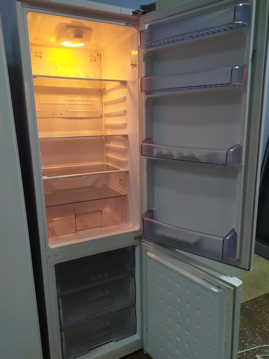 Холодильник BEKO CS331020 от сервисного центра