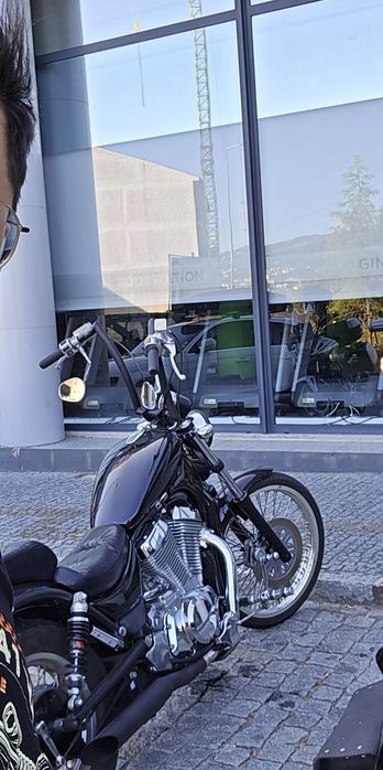 **SUZUKI VS800**