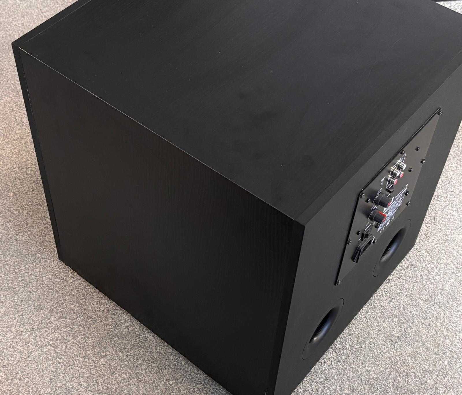 Subwoofer aktywny STX S-250n OUTLET