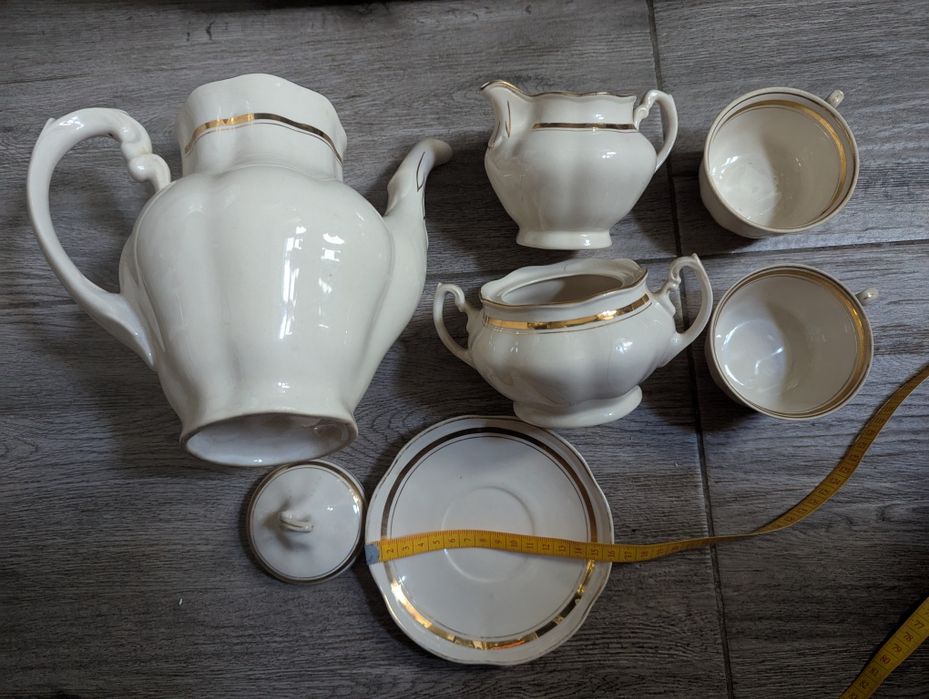 Serwis do kawy Chodzież PRL filazanki porcelana niekomplet