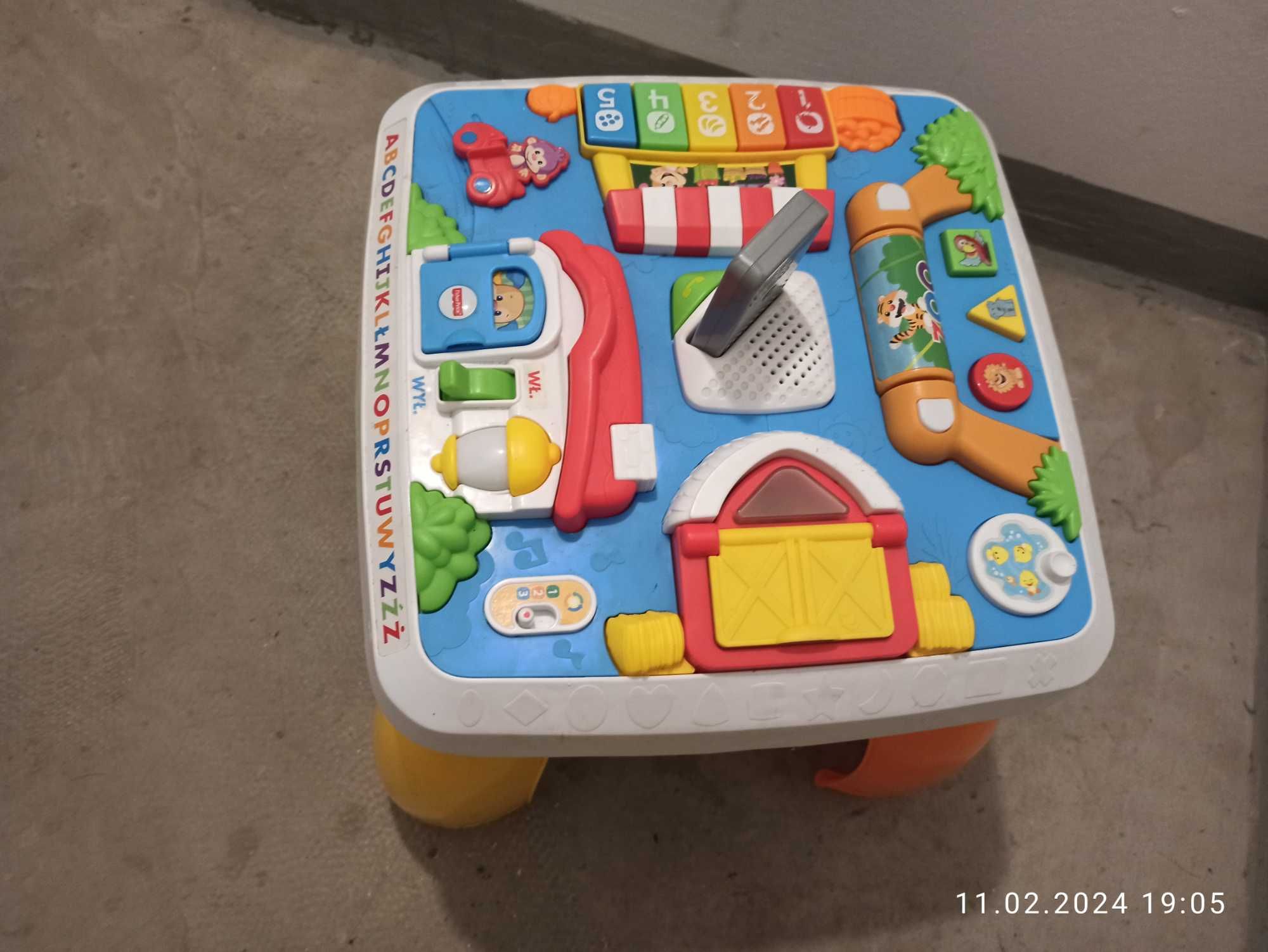 Fisher-Price, Edukacyjny Stolik Malucha, zabawka interaktywna