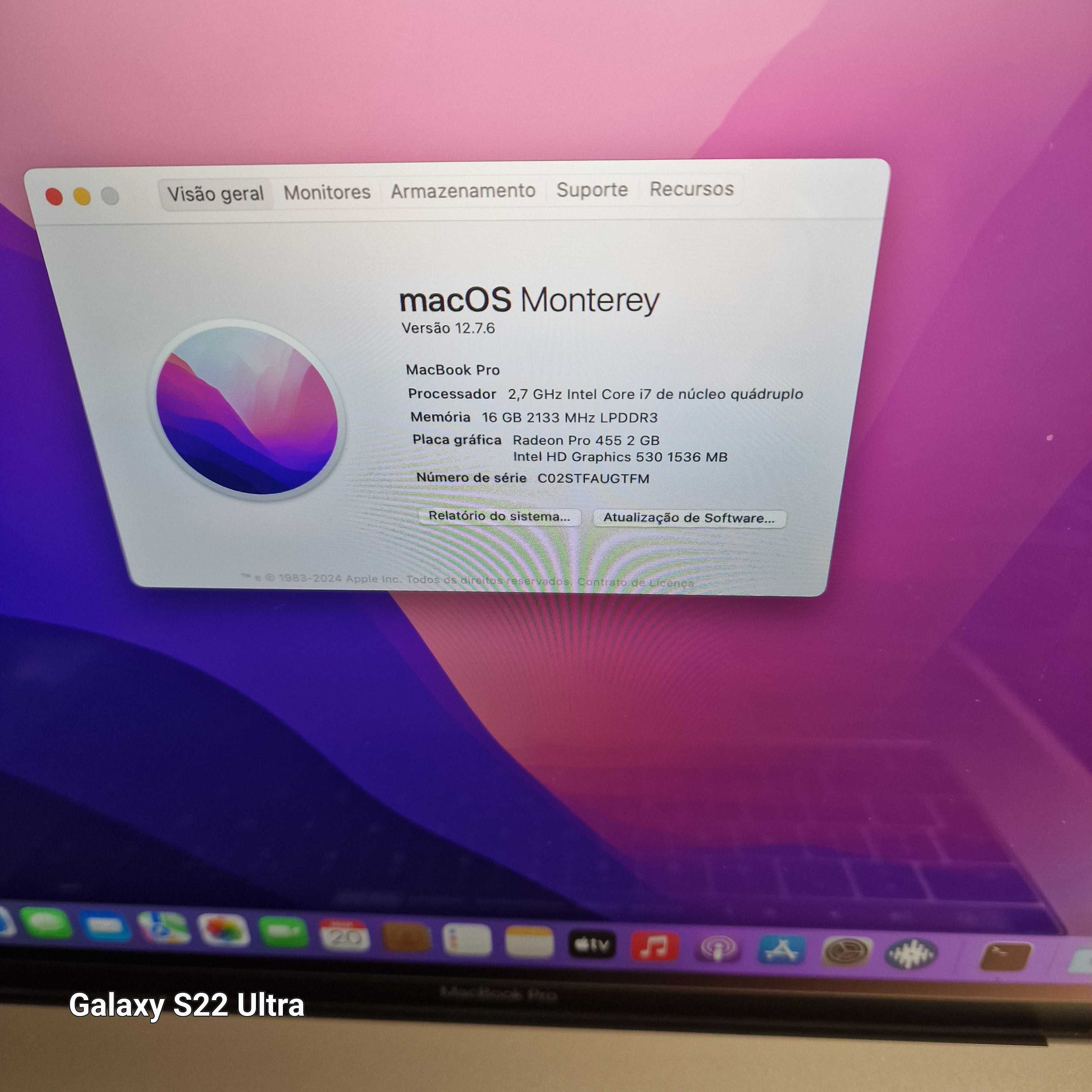 MacBook Pro Touch Bar 2016 15 polegadas ( com vários programas )