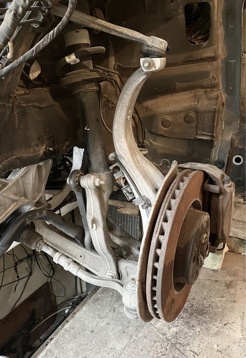 Цапфа Audi A4 B9 A5 F5 кулак ричаг Quattro FWD  Разборка Ауди А4 Б9