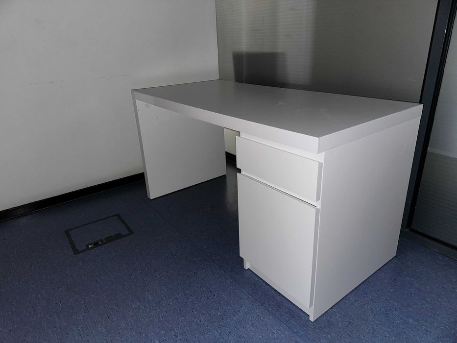Secretária, branco, 140*65cm