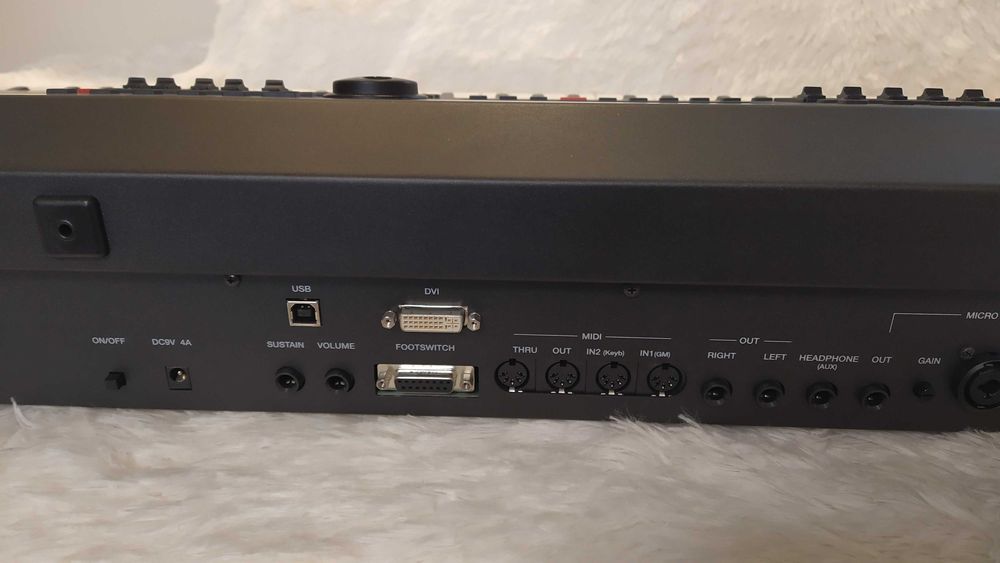 Ketron SD 9 Pro Live + style podkłady