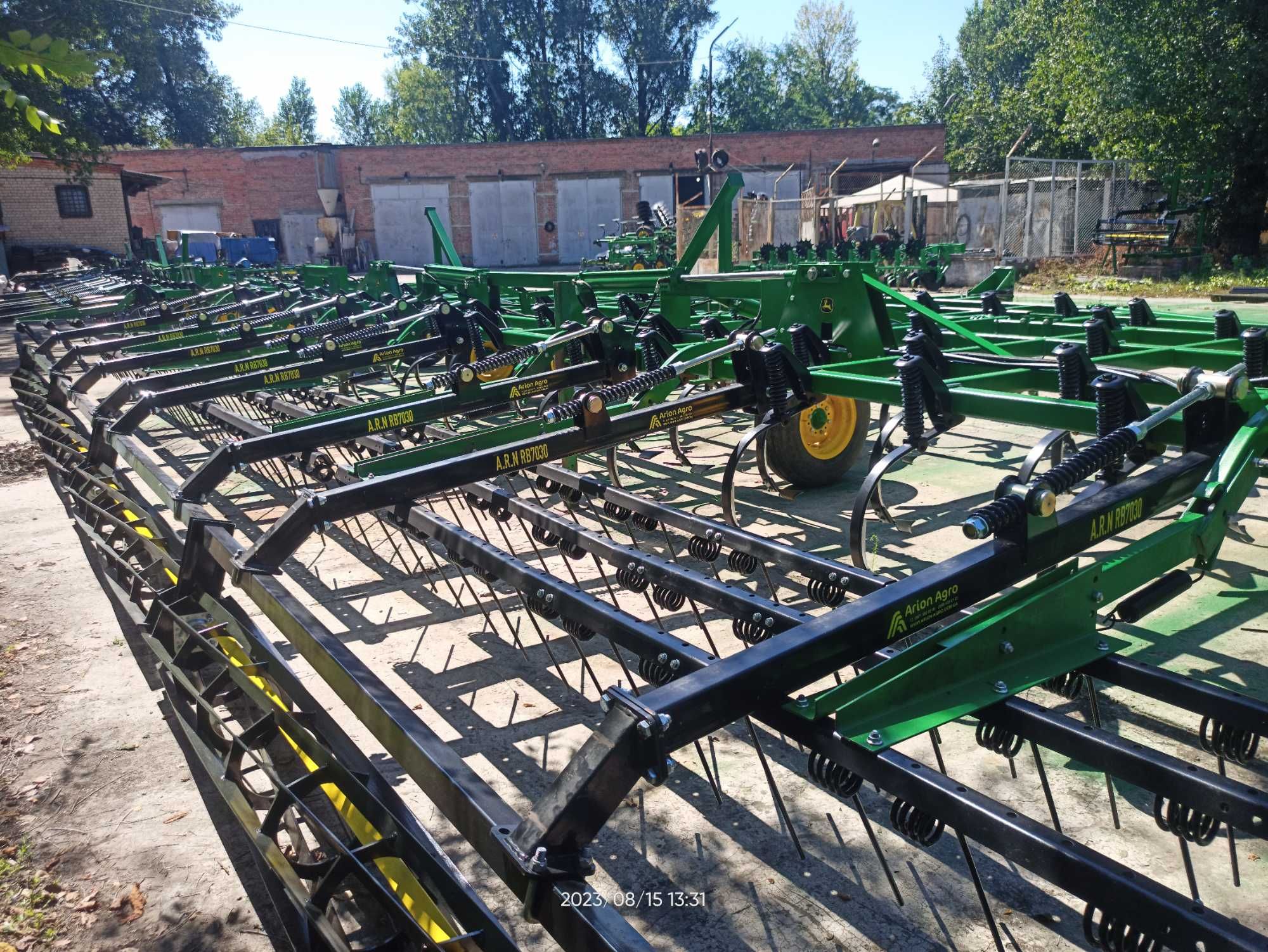 Культиватор JOHN DEERE 960 - 9 метрів