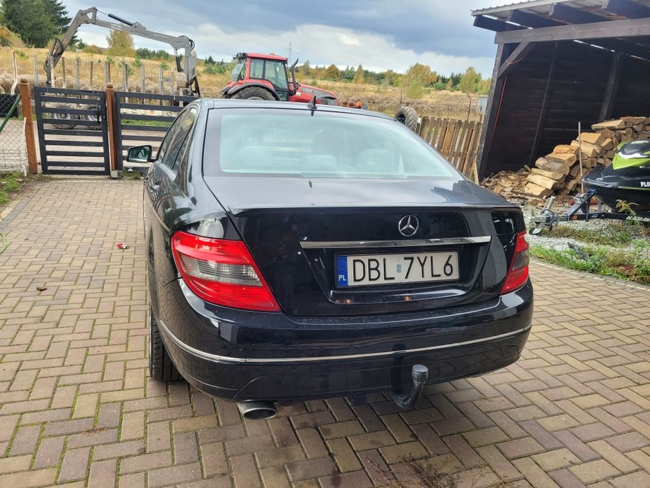 Mercedes c200 piękny Avangard