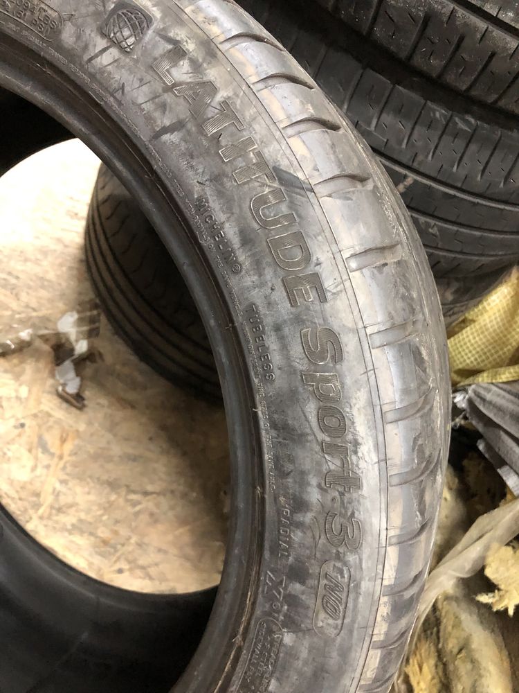 Шины летние 295/40/20 Michelin LS3