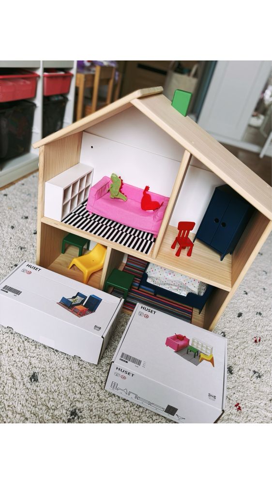Domek dla lalek IKEA + mebelki