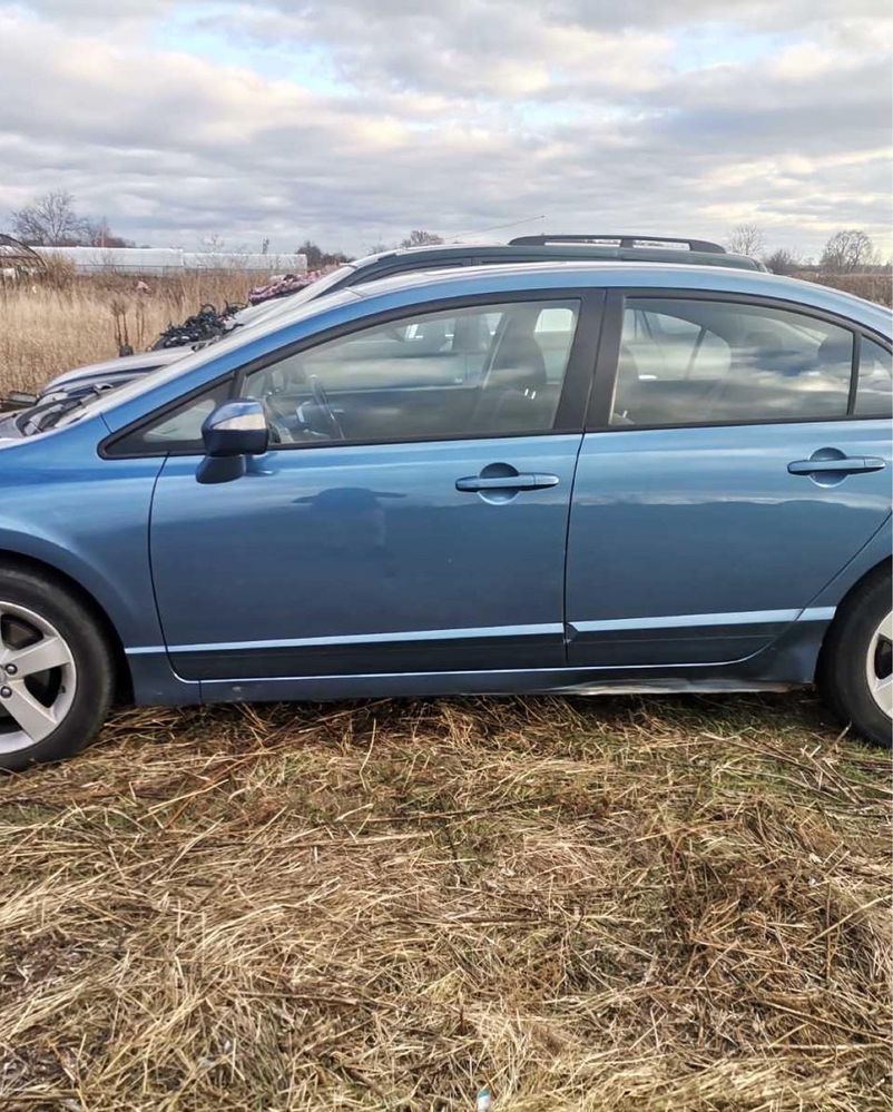 Разборка Honda Civic 4D