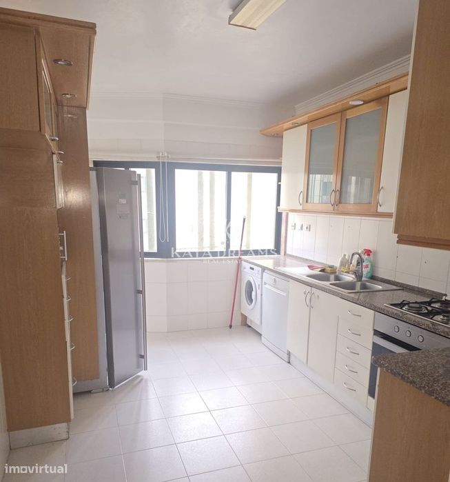 T3 para Arrendar em jardim da Radial- Ramada - Odivelas