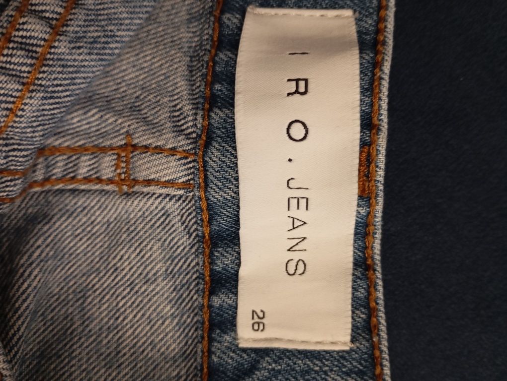 Ciekawe jeansy marki IRO Jeans