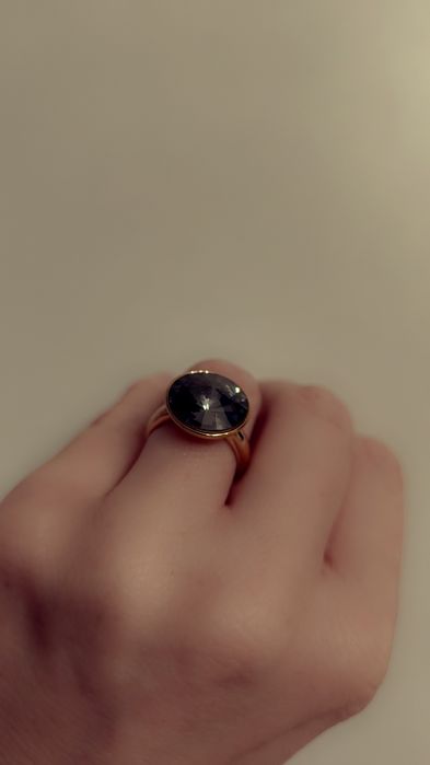 Pierścionek,e stali chirurgicznej złoty kolor