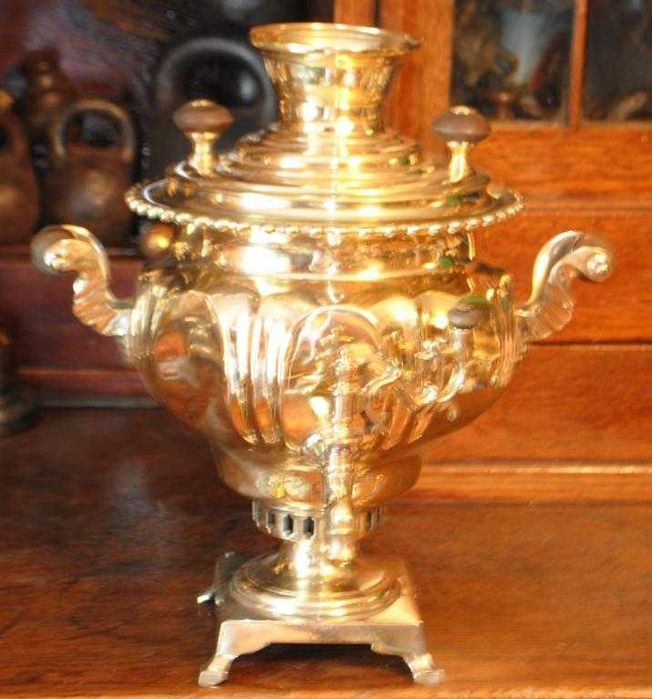 Антик. малий робочий самовар ріпка фігурна ложчата