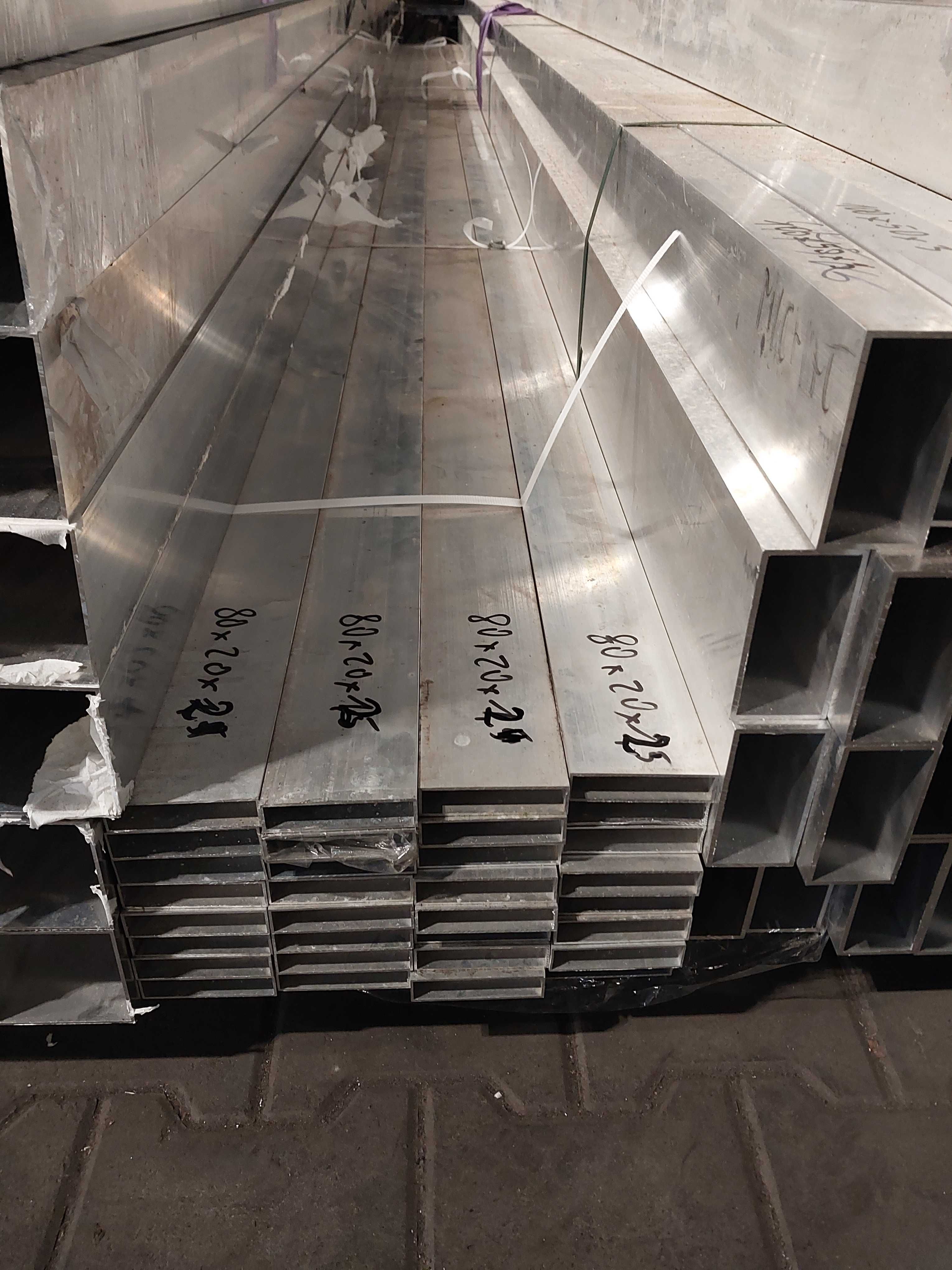 Profil aluminiowy, aluminium 80x20x2,0mm Ogrodzenia, Panele, BYTOM