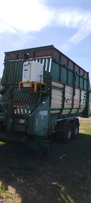 Przyczepa samozbierajaca Bergman Royal