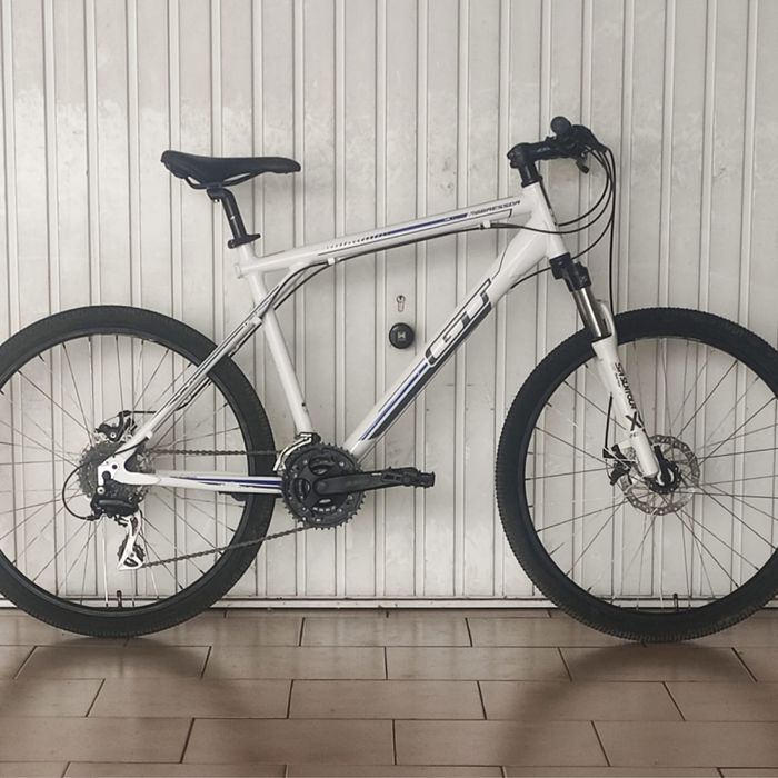 Bicicleta GT 26 L