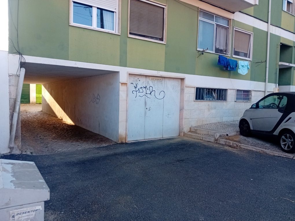 Garagem Box Cacém